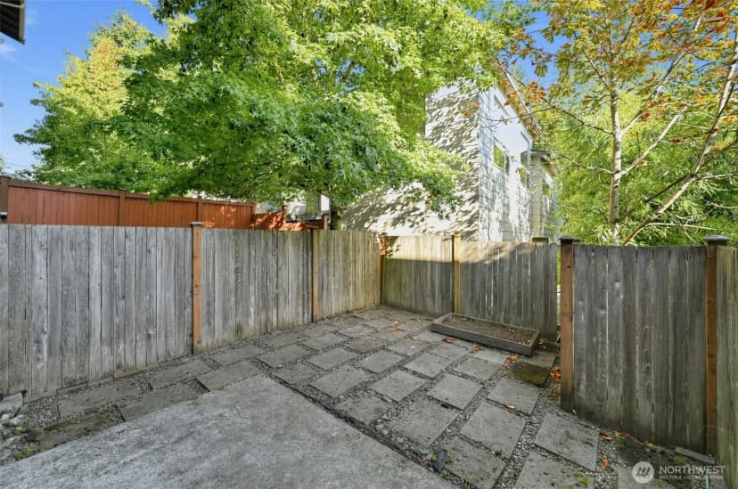 Property photo for 3014 Ne 140th Street #b, Seattle photo 29