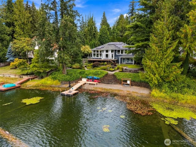 Property photo for 1537 Colonial Court Sw, Olympia