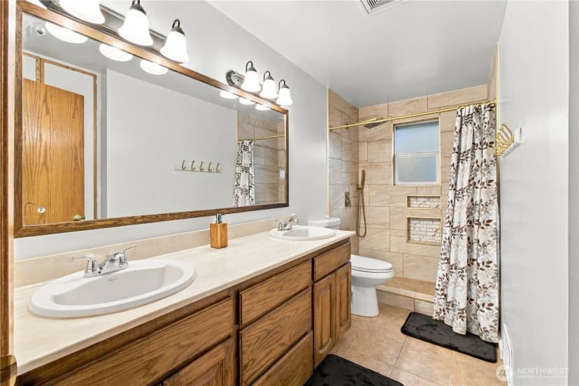 Property photo for 1318 28th Street Se, Auburn photo 18