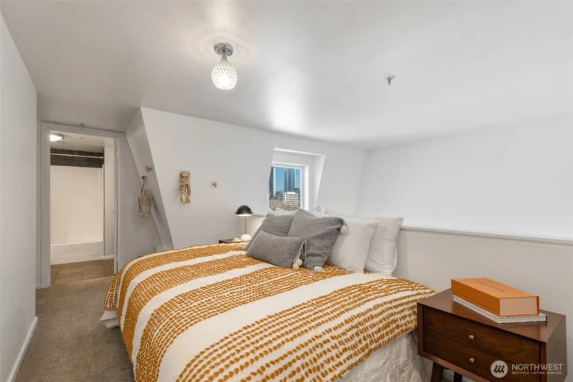 Property photo for 425 Vine St #721, Seattle photo 5