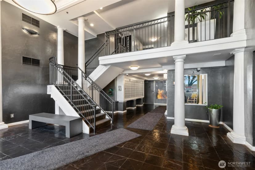 Property photo for 425 Vine St #721, Seattle photo 14