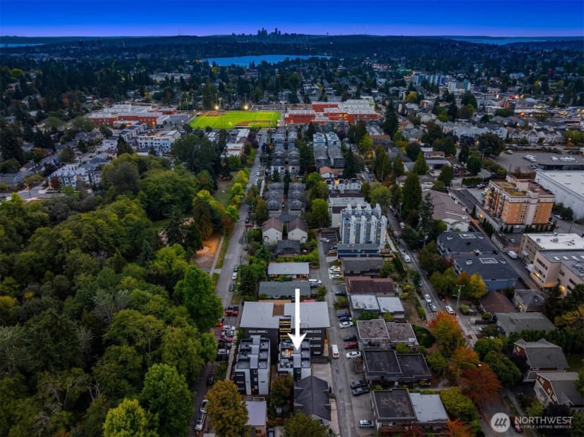 Property photo for 9553 Ashworth Avenue N #b, Seattle photo 22