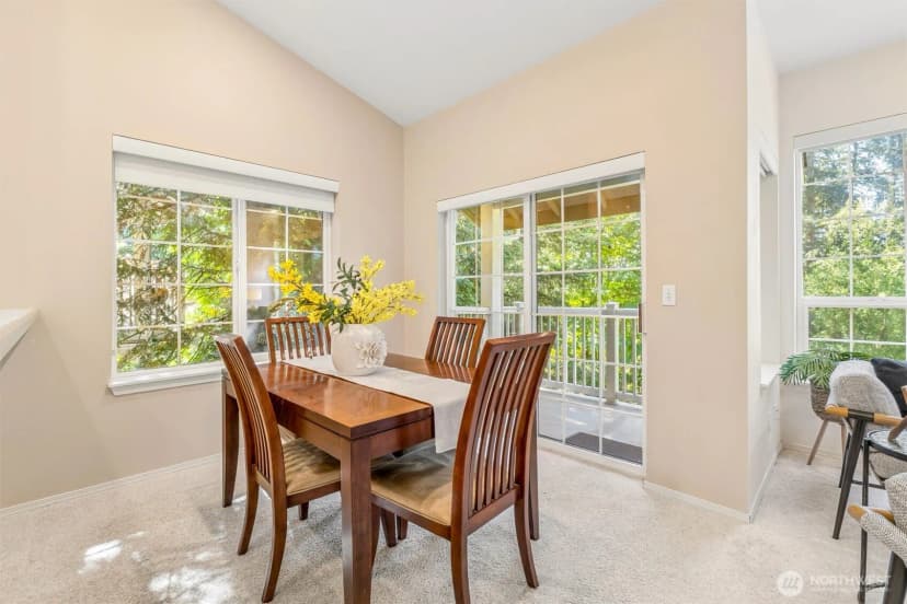 Property photo for 18555 Ne 57th Street #18555, Redmond photo 15