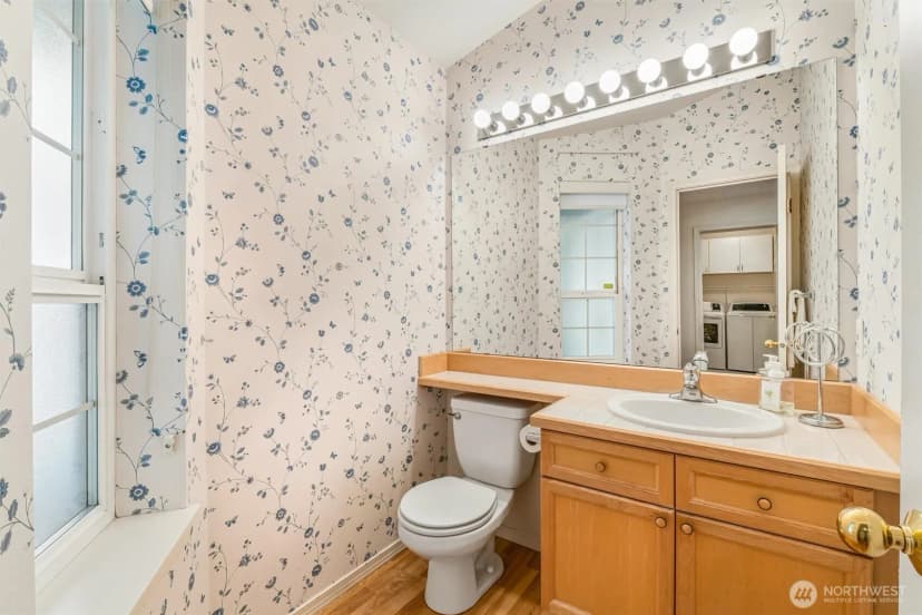 Property photo for 18555 Ne 57th Street #18555, Redmond photo 23