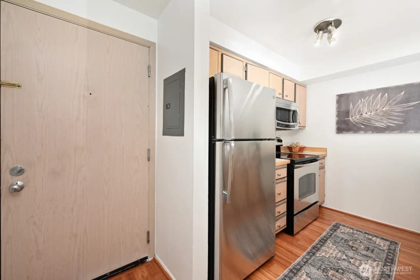 Property photo for 530 Melrose Avenue E #605, Seattle photo 6