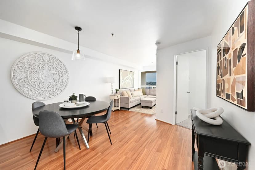 Property photo for 530 Melrose Avenue E #605, Seattle photo 12