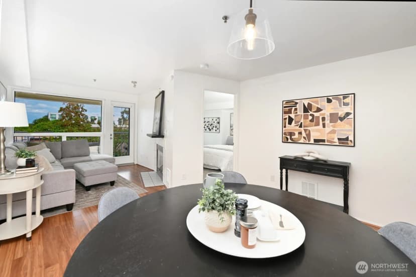 Property photo for 530 Melrose Avenue E #605, Seattle photo 13