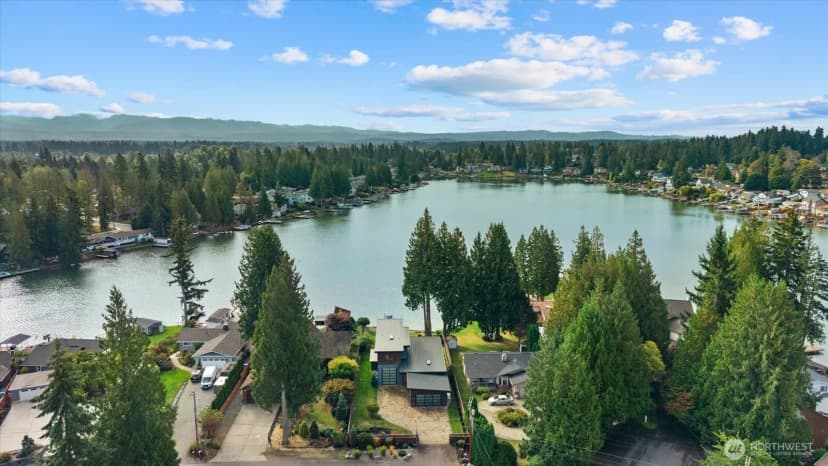 Property photo for 6360 S Island Drive E, Bonney Lake photo 4