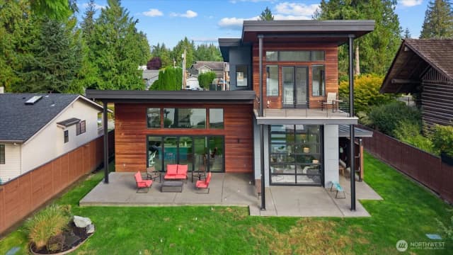 Property photo for 6360 S Island Drive E, Bonney Lake photo 2