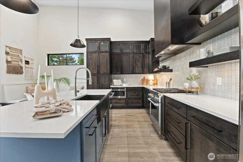 Property photo for 6360 S Island Drive E, Bonney Lake photo 8
