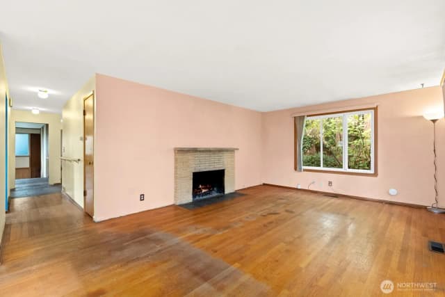 Property photo for 13227 14th Avenue S, Burien photo 5