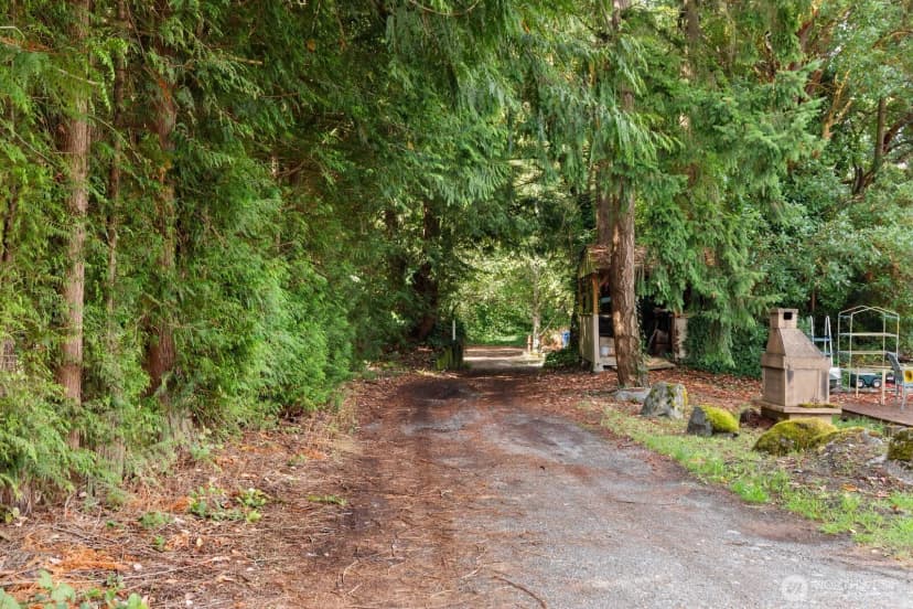 Property photo for 13227 14th Avenue S, Burien photo 26