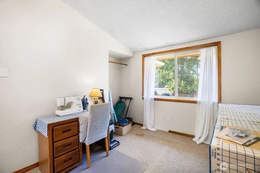 Property photo for 17629 72nd Avenue W, Edmonds photo 9