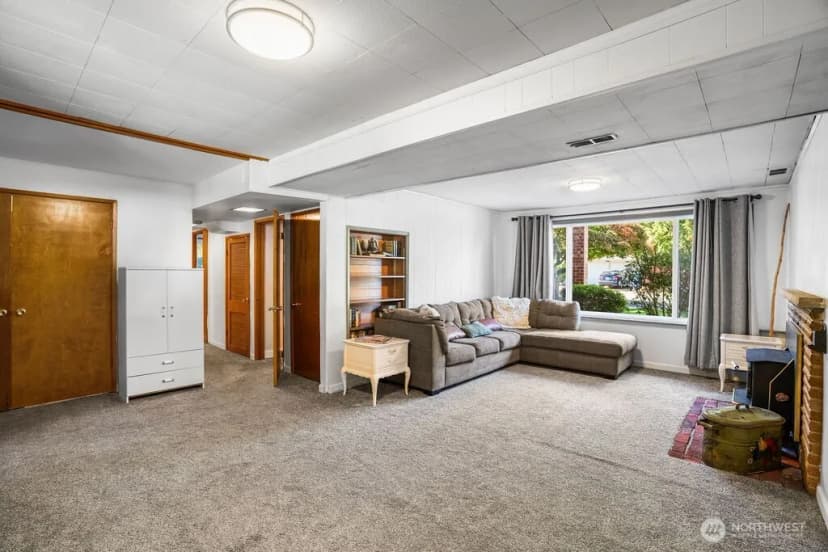 Property photo for 17629 72nd Avenue W, Edmonds photo 14