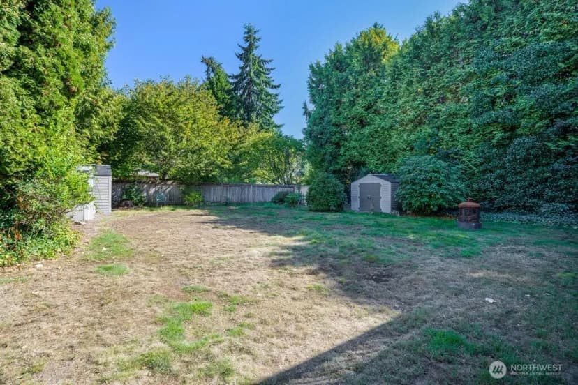 Property photo for 17629 72nd Avenue W, Edmonds photo 23