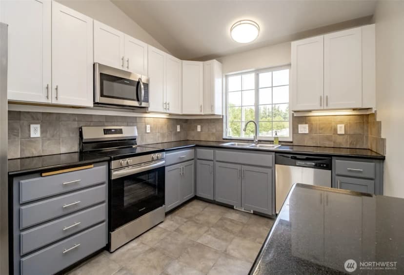 Property photo for 7804 207th Street E, Spanaway photo 8