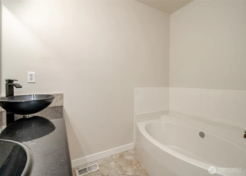 Property photo for 7804 207th Street E, Spanaway photo 16