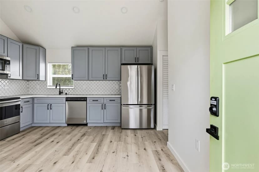 Property photo for 1750 S Anderson Street #2, Tacoma photo 3