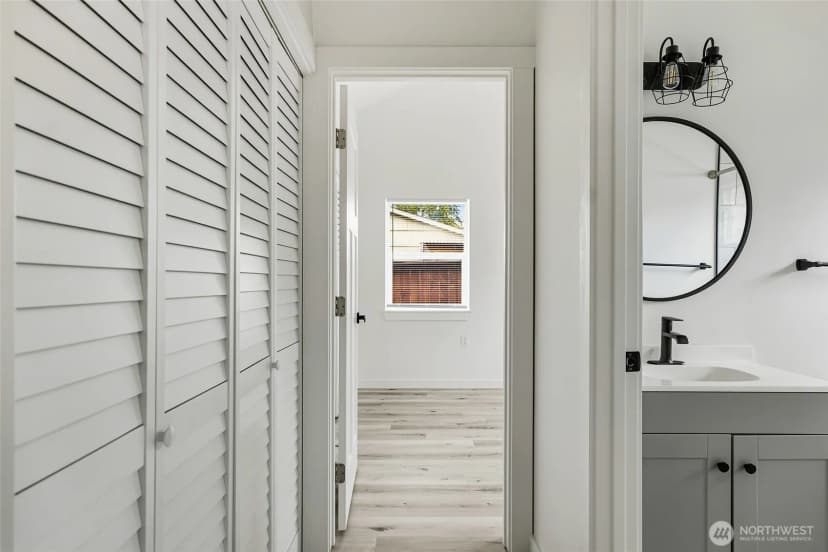 Property photo for 1750 S Anderson Street #2, Tacoma photo 8