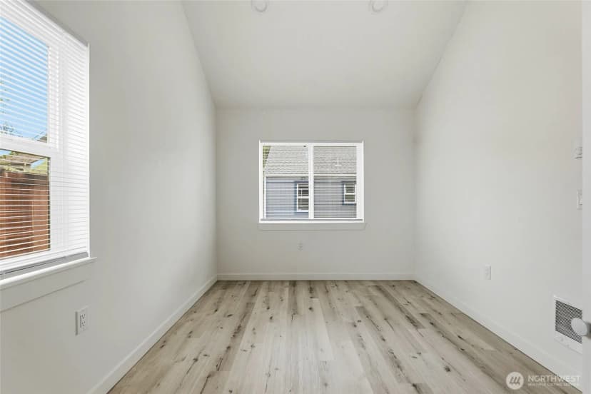 Property photo for 1750 S Anderson Street #2, Tacoma photo 11