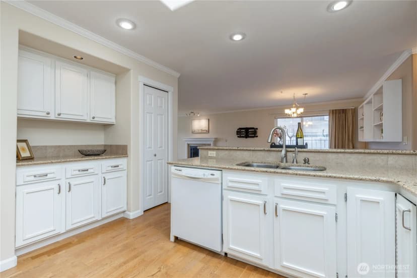 Property photo for 1811 F Street Se #14, Auburn photo 9
