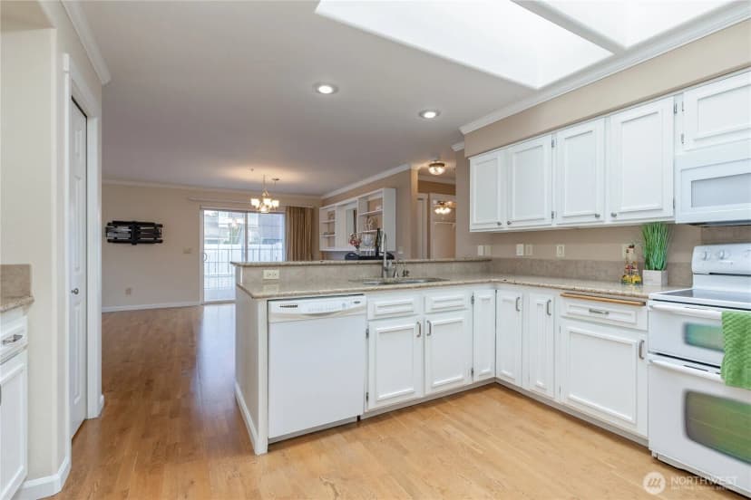 Property photo for 1811 F Street Se #14, Auburn photo 8
