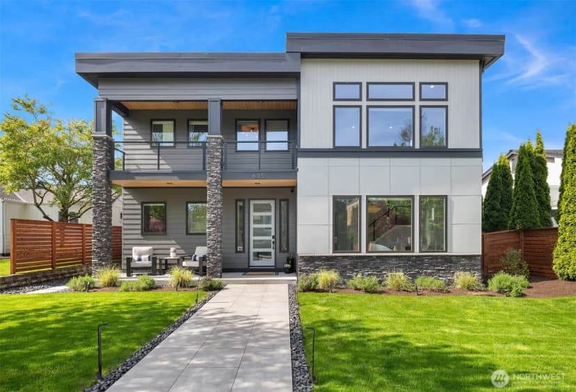 Property photo for 635 17th Avenue W, Kirkland