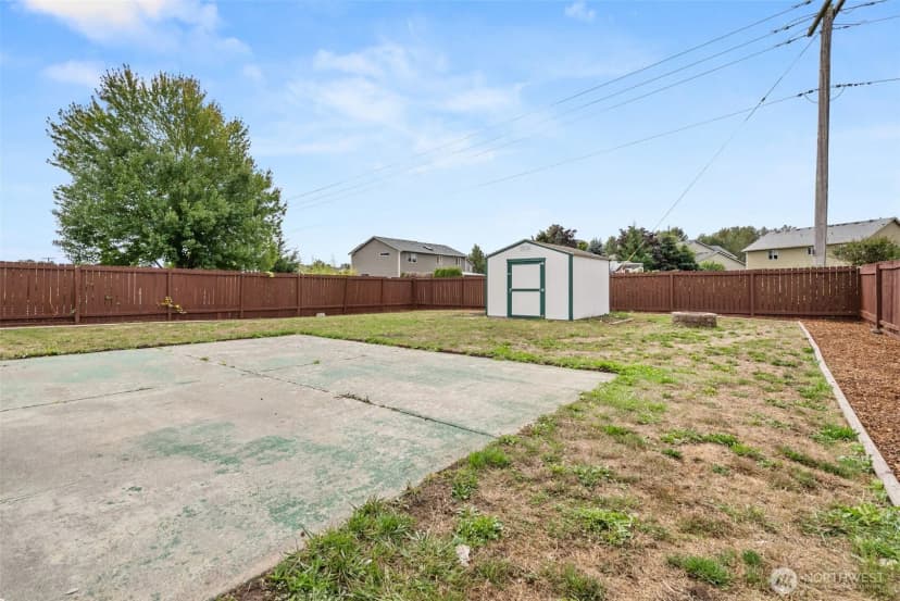 Property photo for 1305 Nunnally Avenue Nw, Orting photo 25