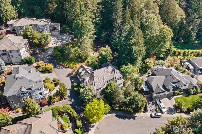 Property photo for 19627 Ne 33rd Place, Sammamish photo 11