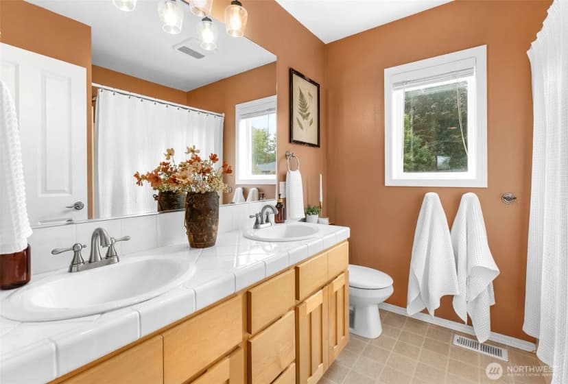 Property photo for 16128 3rd Drive Ne, Arlington photo 19