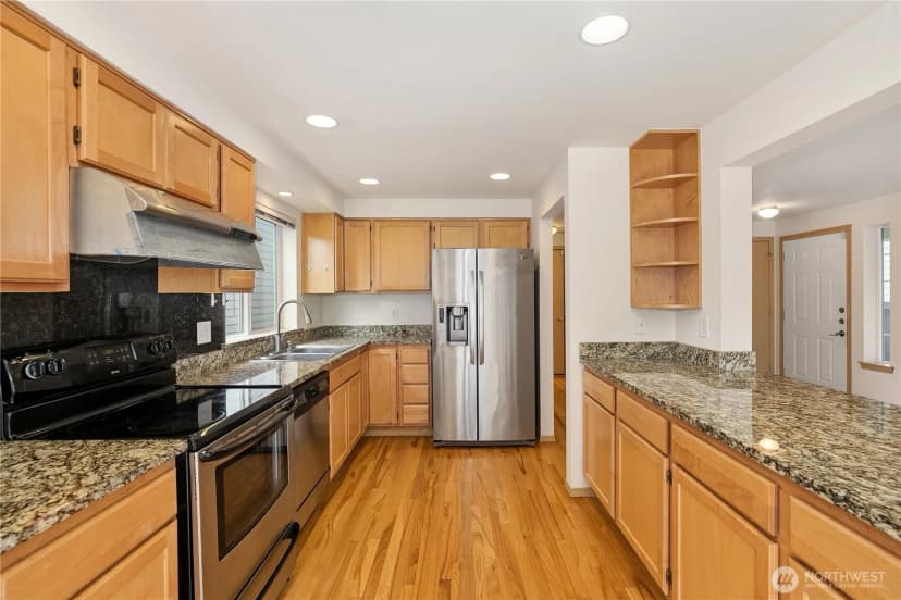 Property photo for 11429 Se 195th Place, Kent photo 9