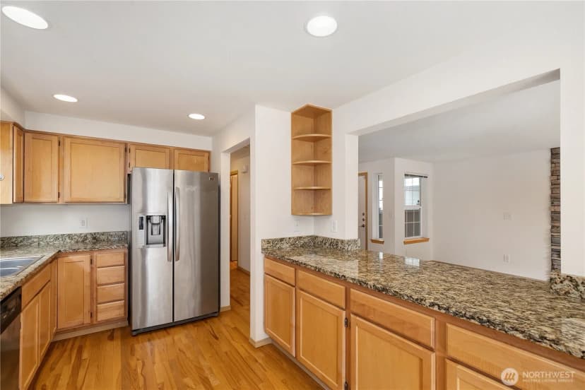 Property photo for 11429 Se 195th Place, Kent photo 11