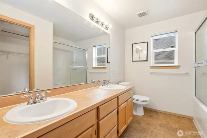 Property photo for 11429 Se 195th Place, Kent photo 31