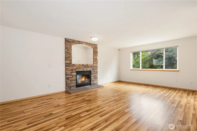 Property photo for 11429 Se 195th Place, Kent photo 5