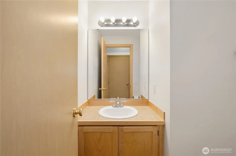 Property photo for 11429 Se 195th Place, Kent photo 16
