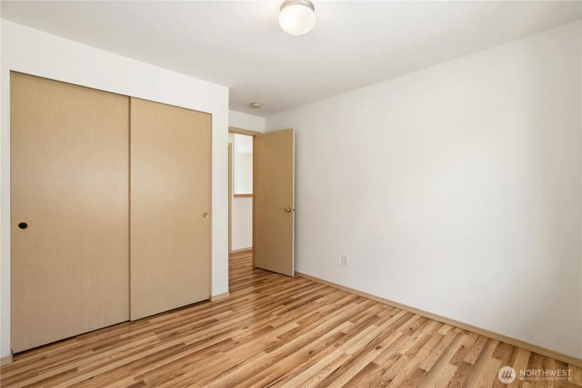 Property photo for 11429 Se 195th Place, Kent photo 30