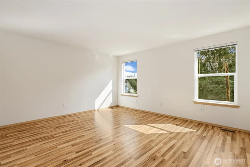 Property photo for 11429 Se 195th Place, Kent photo 19