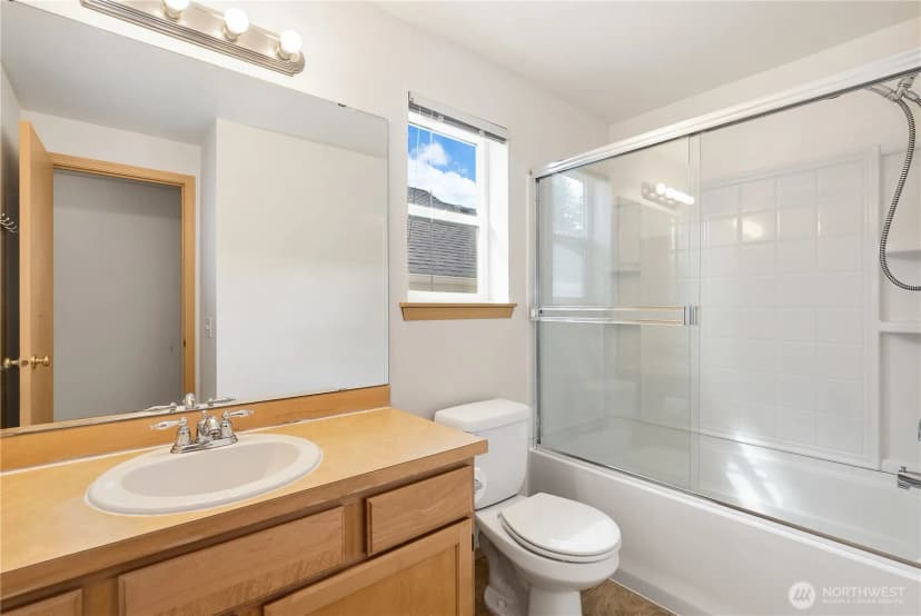 Property photo for 11429 Se 195th Place, Kent photo 22