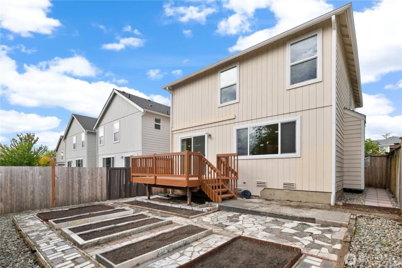Property photo for 11429 Se 195th Place, Kent photo 35