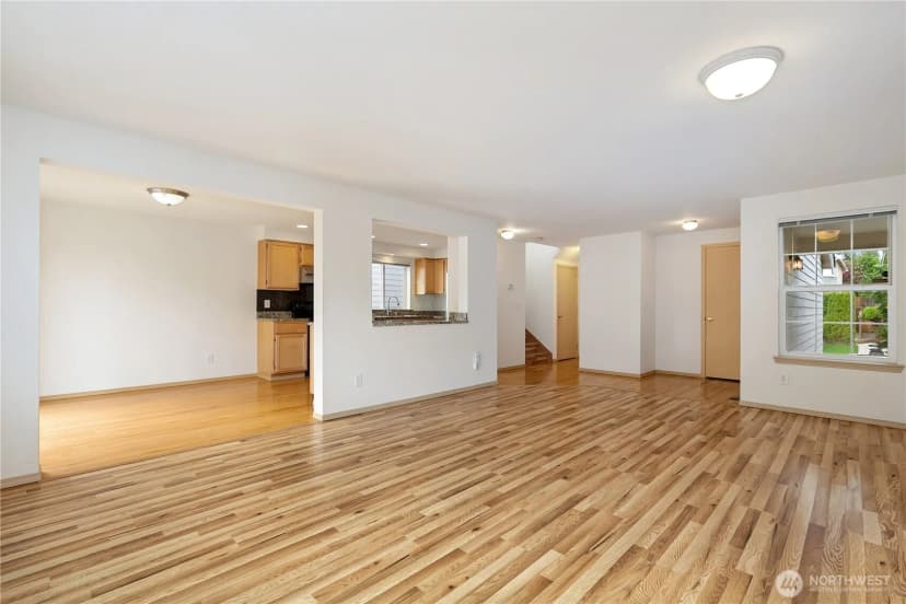 Property photo for 11429 Se 195th Place, Kent photo 8