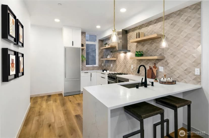 Property photo for 4302 S Holden Street, Seattle photo 11