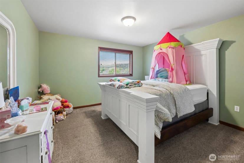Property photo for 1519 Daffodil Avenue Ne, Orting photo 25