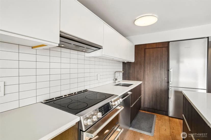 Property photo for 505 Belmont Avenue E #1002, Seattle photo 9