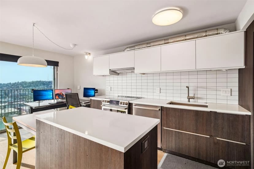 Property photo for 505 Belmont Avenue E #1002, Seattle photo 8