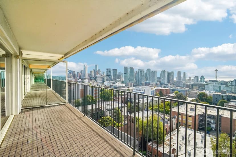 Property photo for 505 Belmont Avenue E #1002, Seattle photo 15