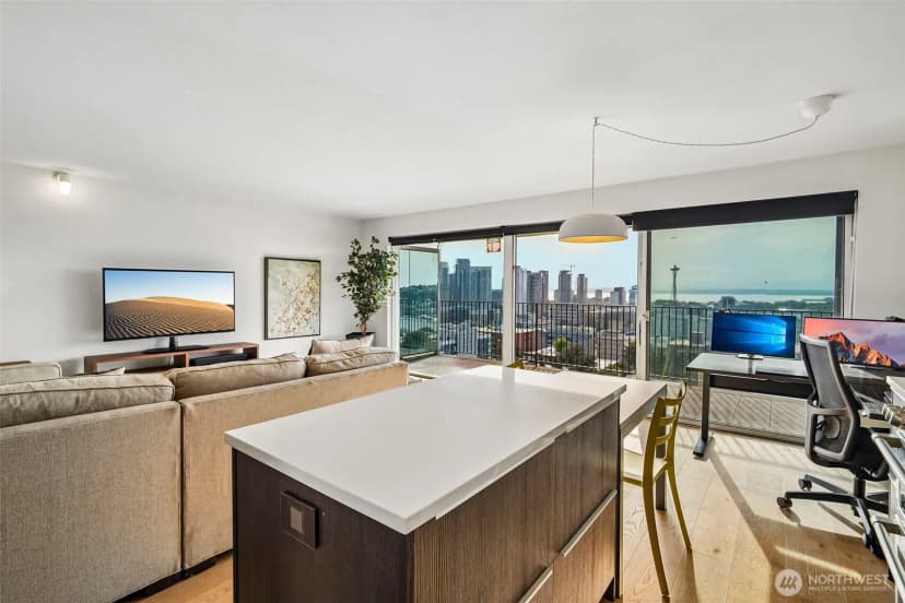 Property photo for 505 Belmont Avenue E #1002, Seattle photo 7