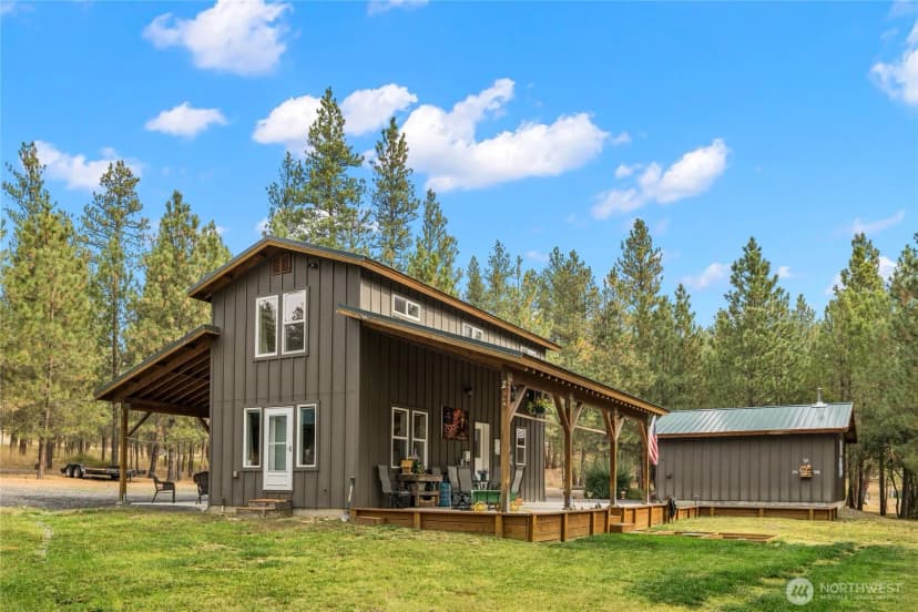 Property photo for 820 Loping Lane, Cle Elum