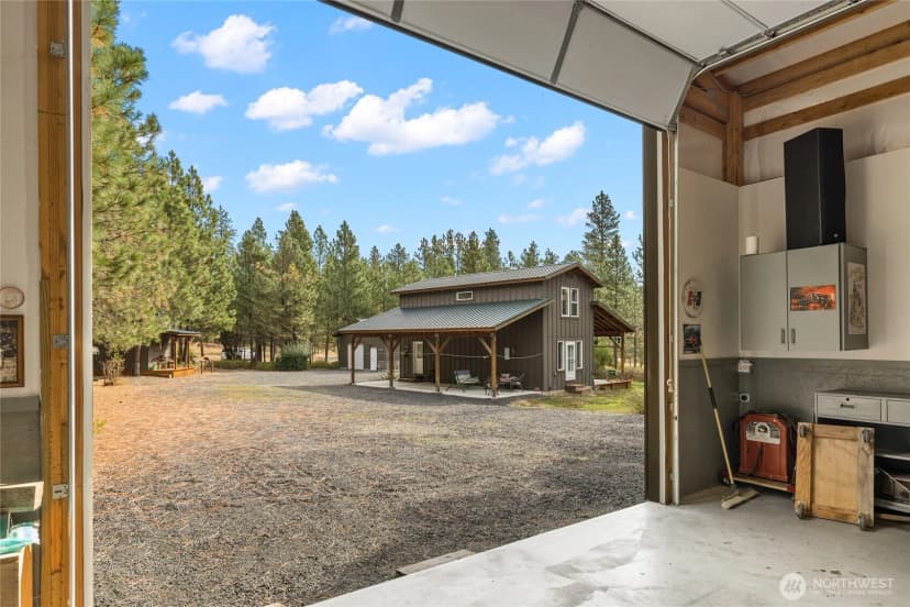 Property photo for 820 Loping Lane, Cle Elum photo 22