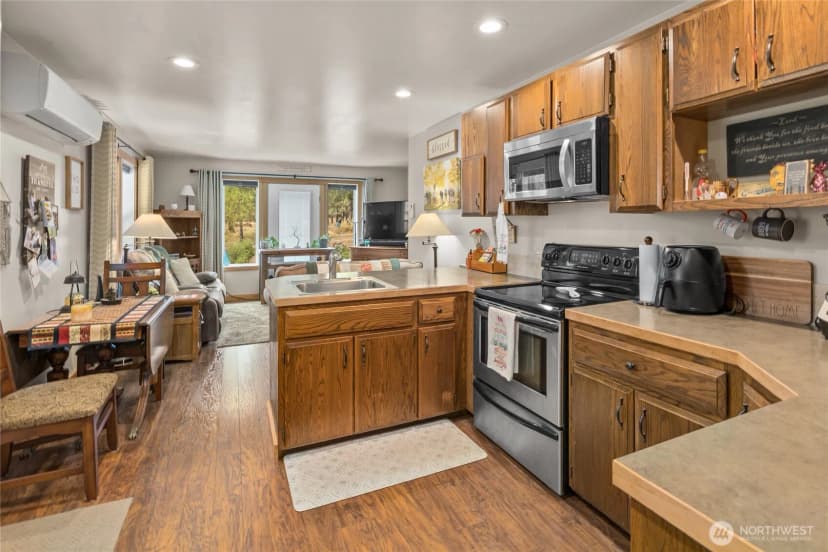 Property photo for 820 Loping Lane, Cle Elum photo 9