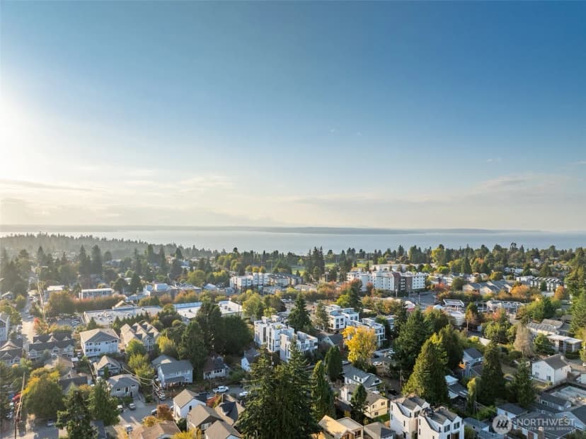 Property photo for 8660 13th Avenue Nw #b, Seattle photo 38